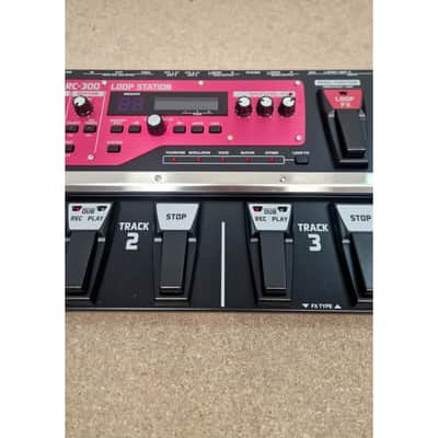 Boss RC-300 - Multi-Effects Pedals - Excellent w/ Soft Case & power supply image 6
