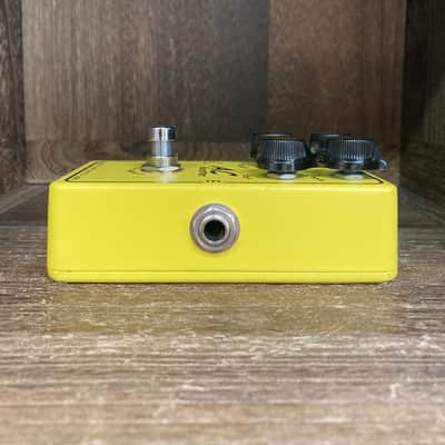 Xotic AC Booster 2007 - 2020 - Yellow image 3