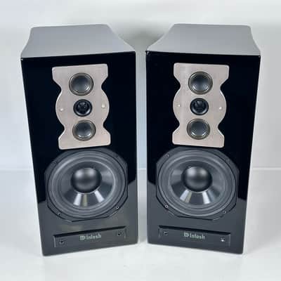 McIntosh XR50 Bookshelf Audiophile Speaker (Pair) image 3