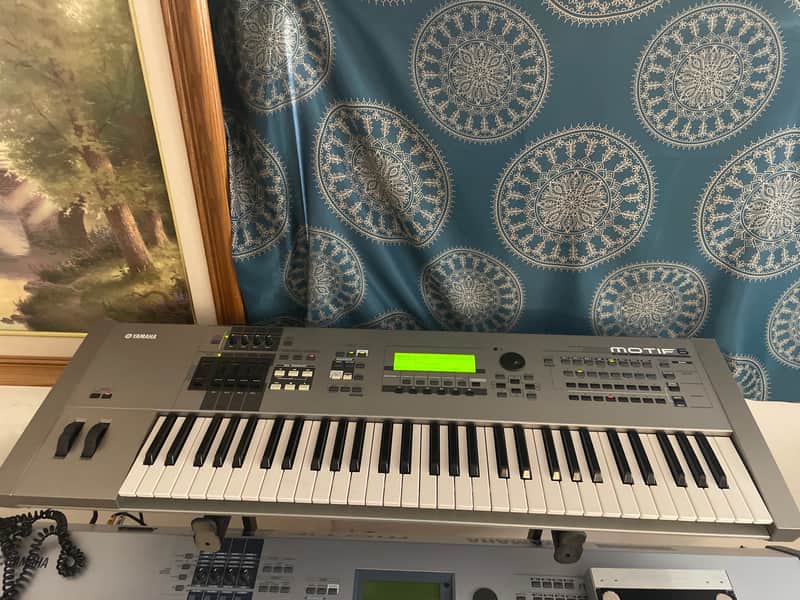 Yamaha Motif 6 Production Synthesizer 2000s - Gray image 1