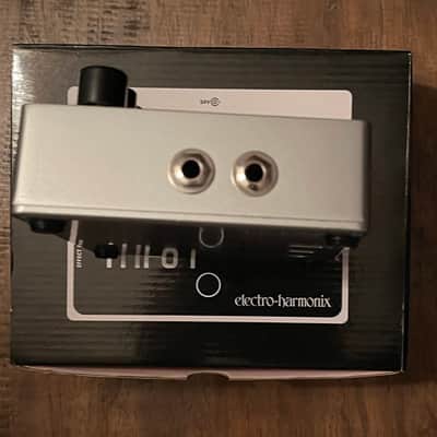 Electro-Harmonix Deluxe Memory Man 550Ms Analog Delay / Chorus / Vibrato 2008 - Present - Black / Silver image 4
