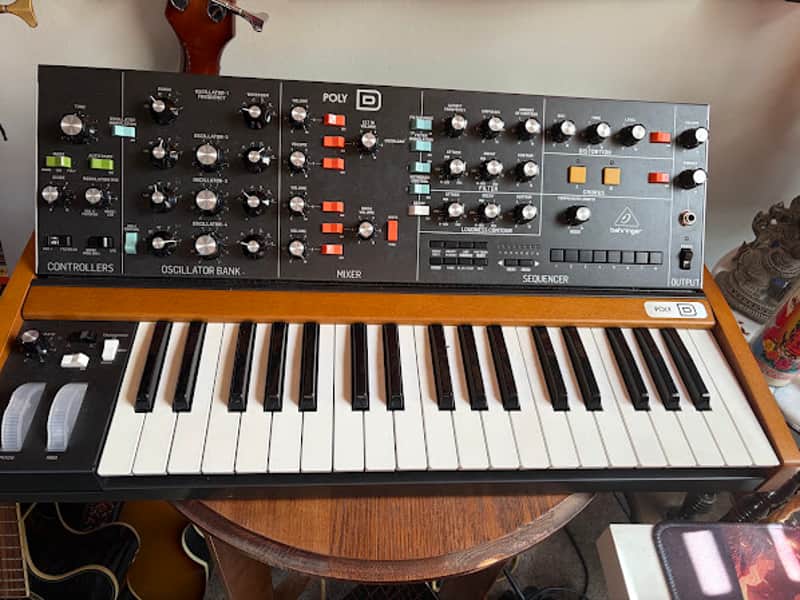 Behringer Poly D 4-Voice Polyphonic Synthesizer 2020 w/ CASE! - Present Black / Wood image 1