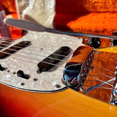 *MINTY* Fender  Mustang  1972 - Sunburst ~ Closet Queen ~ image 3