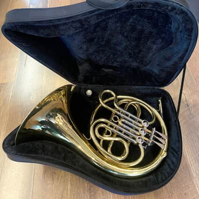 Olds FH560 Gold-Lacquered Finish Student Model Single French Horn with Original Case and Mouthpiece image 14