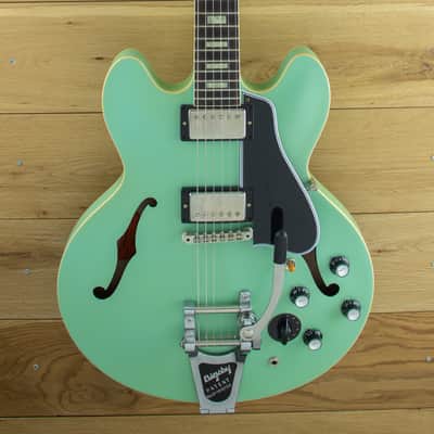 Gibson Custom Made to Measure 64 ES 335 Kerry Green, Bigsby  ~ Display Guitar image 3