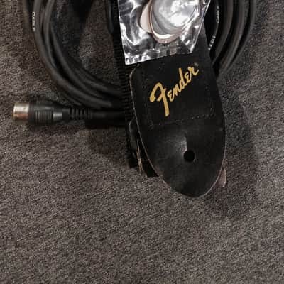 Squier Rock Band 3 MIDI Stratocaster image 4