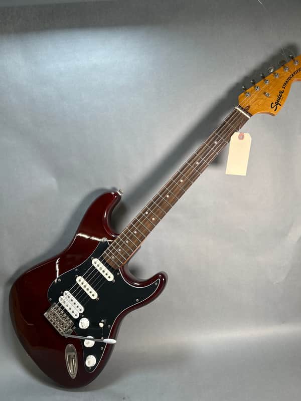 Squier Classic Vibe '70s Stratocaster HSS Electric Guitar - Walnut image 1