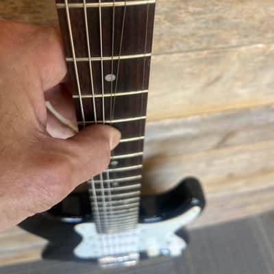 Squier Mini Stratocaster with Rosewood Fretboard 2011 - 2017 - Black image 4