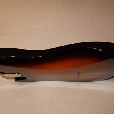Fender Modern Player Telecaster Plus 2018 Honey Burst Limited Edition Very Good Condition with Hardshell Case! image 10