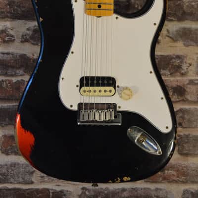 Fender Custom Shop Stratocaster 69 Relic 1 pickup Black Over Candy Apple Red image 2
