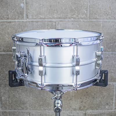 Ludwig 6.5"x14" Acrolite Snare Drum image 3