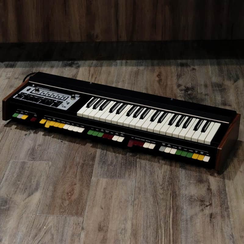 Roland Sh 2000 [372707] (08/24) image 1