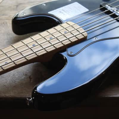 FENDER "Jazz Bass Standard Black" 4, 32 KG image 4