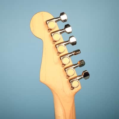 Fender Stratocaster Str-75r Electric Guitar Made in Japan Gold Floyd image 3