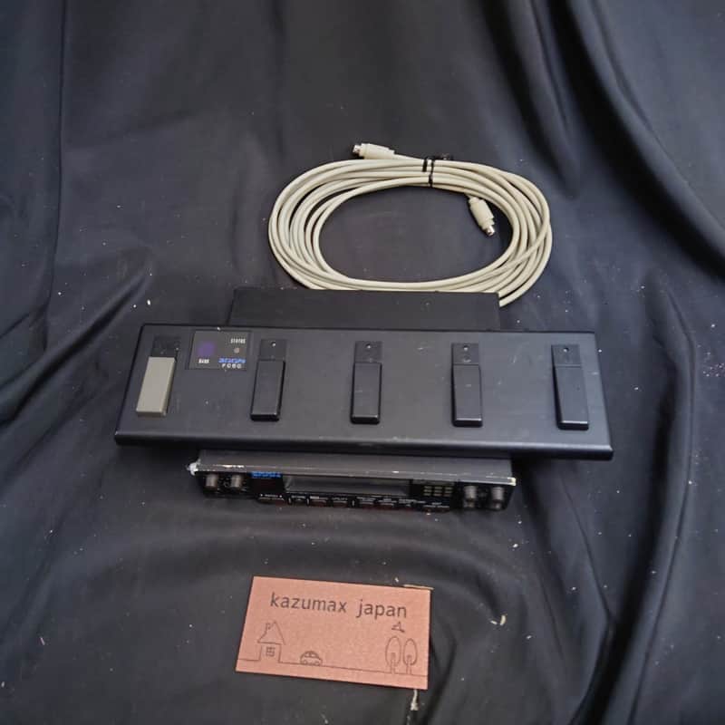 Zoom 9050 Guitar Multi Effects Processor with FC50 Foot Controller Untested image 1