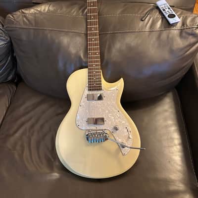 Taylor SB1-X Solidbody Classic with Top-Load Bridge 2007 - 2014 - Trans White image 2