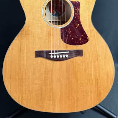 Eastman PCH3-GACE-AB Auditorium Cutaway Acoustic-Electric Guitar Amberburst w/ Gig Bag image 1