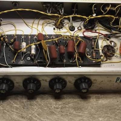 1969 Fender Princeton 12-Watt 1x10" Guitar Amp - 1969 - Silverface image 13