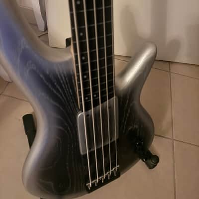 Ibanez GWB25th-SWF Gary Willis 25th Anniversary Signature Soundgear Fretless 2024 - Present - Silver Wave Burst Flat image 7
