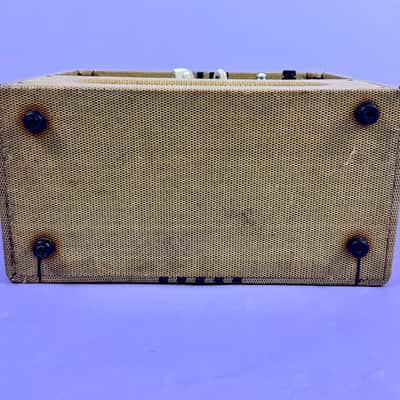 Supro Chicago 51 1951 - Tweed image 7