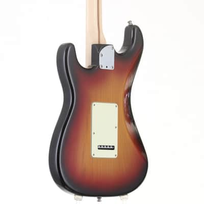Fender American Deluxe Stratocaster SCN HSS with S-1 Pickup, 3-Color Sunburst [DZ8014792] (04/22) image 9