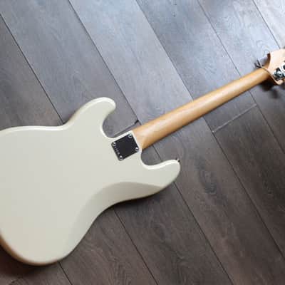 FENDER Standard Precision Bass Olympic White, 3, 90 KG image 2