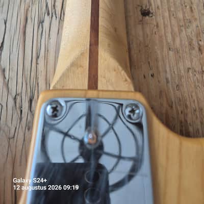 Fender Special Edition Lite Ash Stratocaster 2004 - Natural image 14