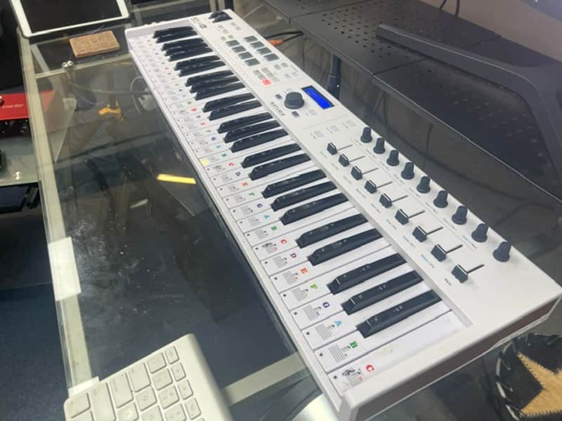 Arturia KeyLab 61 MkIII MIDI Controller
