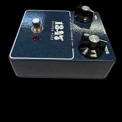 Mythos Pedals 1347 Silicon Fuzz - x4400 image 4