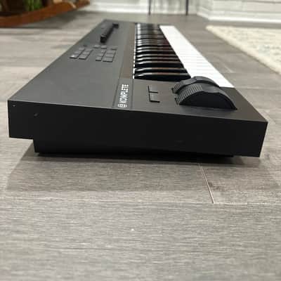 Native Instruments Komplete Kontrol A49 2018 - Present - Black image 6