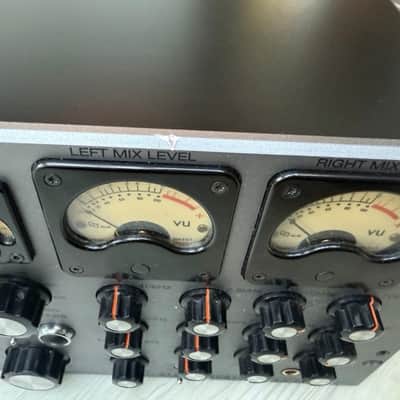 Allen & Heath V6 & Dual Isolator 2000s image 6