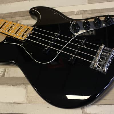 Fender American Elite Jazz - 2016 - Black image 3