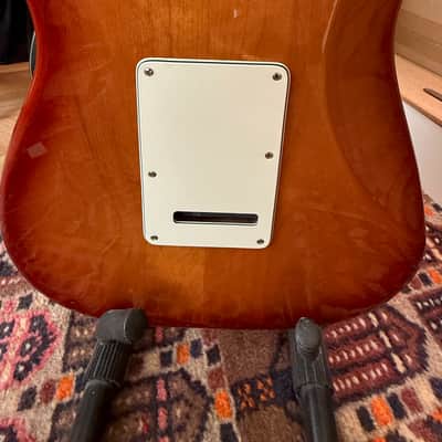 Fender Player Stratocaster HSS Plus Top with Maple Fretboard 2019 - 2021 - Sienna Sunburst image 9