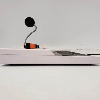 Arturia MicroFreak Vocoder Edition 25-Key Algorithmic Synthesizer 2021 - Present - White image 6