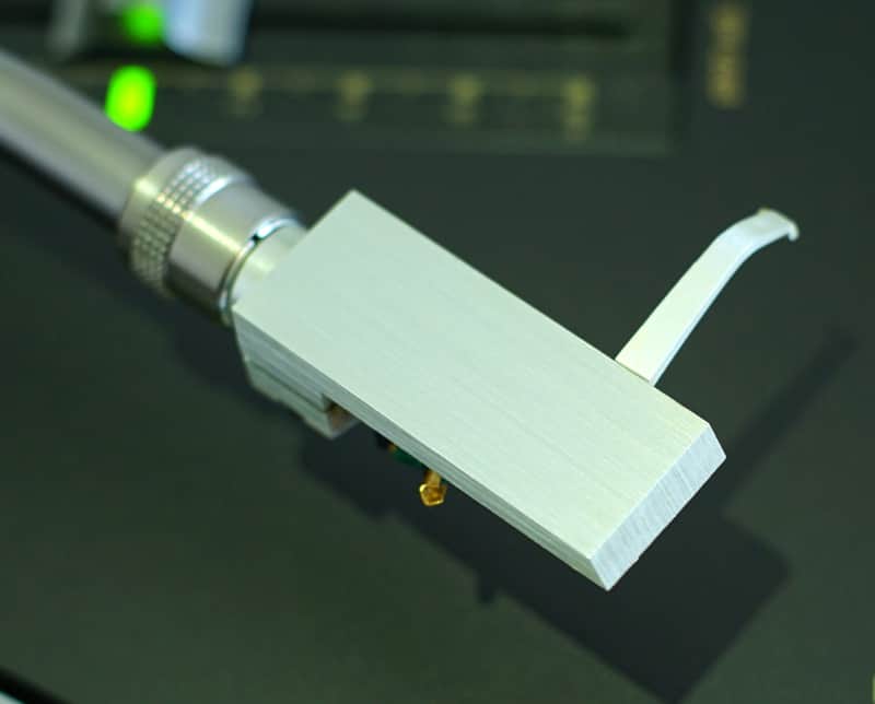 Yamaha HS 11 headshell - genuine image 1