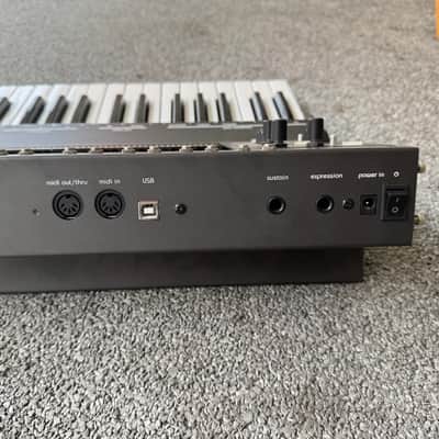 Cre8Audio NiftyKEYZ Eurorack Case with 49-Key MIDI Controller 2022 - Present - White image 6