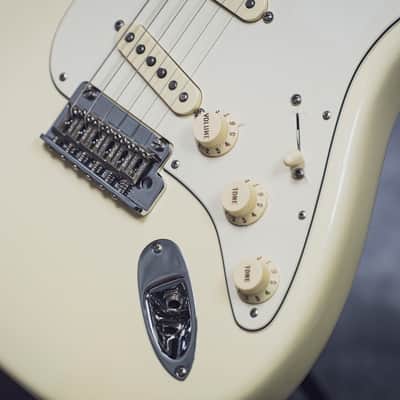 Fender Stratocaster American Professional Olympic White 2017 image 16
