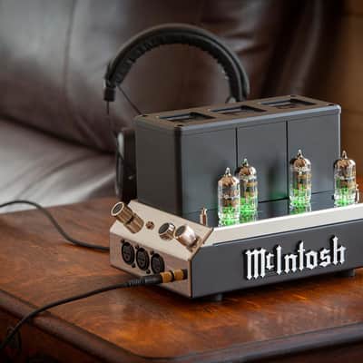 McINTOSH MHA200 - 2-Channel Vacuum Tube Headphone Amplifier - NEW! image 12