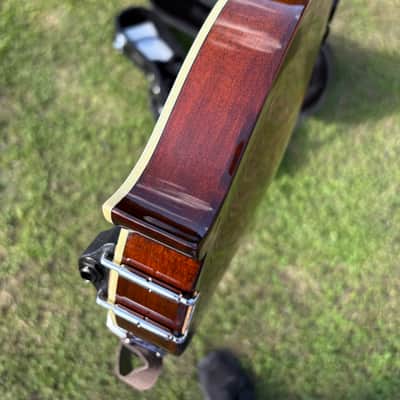 Eastman MD515-CS F-Style Mandolin 2010s - Sunburst image 9