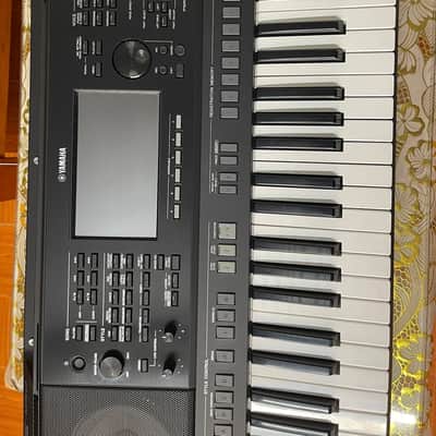 Yamaha PSR-SX920 61-Key Arranger Workstation Used in mint codition image 1