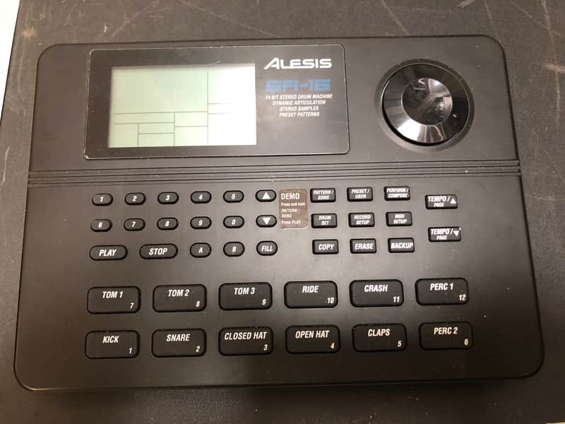 Alesis SR-16 Drum Machine 2010s - Black image 1