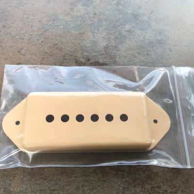 Single Cream Allparts Dogear P-90 Pickup Cover (PC-0739-028) image 1