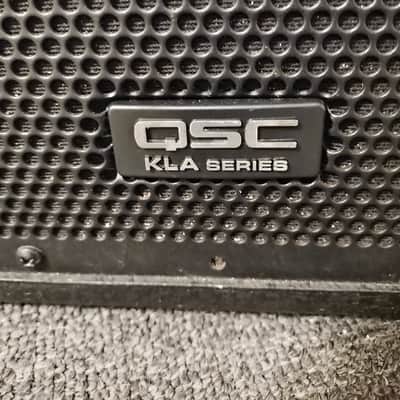 QSC KLA181 KLA Series 18" Powered Subwoofer Speaker 2010s - Black image 2