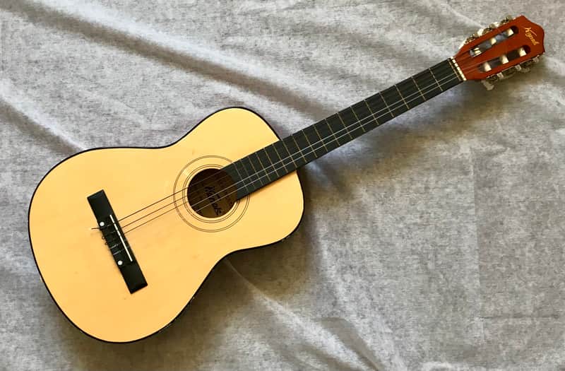 KAPOK Acoustic Classical Parlor Guitar 34” Length Zero Fret Good Condition image 1