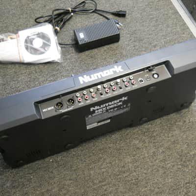 Numark MixDeck 2-Channel Universal DJ System (w/cables, software) image 7