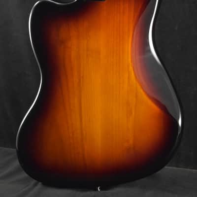 Mint Fender American Professional Classic Jazzmaster 3-Color Sunburst Rosewood Fingerboard image 8