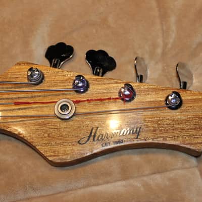 Vintage Kent / Harmony Japanese Short Scale Bass image 3