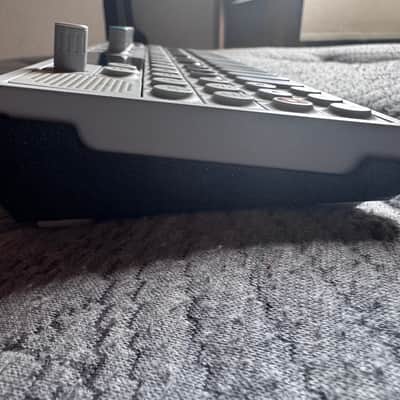 Teenage Engineering OP-1 Portable Synthesizer Workstation 2011 - Present - White image 4