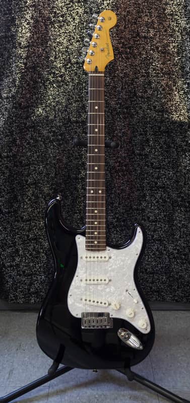 Fender Player II Modified Stratocaster with Rosewood Fretboard 2025 - Present - Dusk
