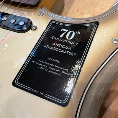 Fender Limited Edition 70th Anniversary Vintera II Antigua Stratocaster Electric Guitar 2024 - Antigua image 11